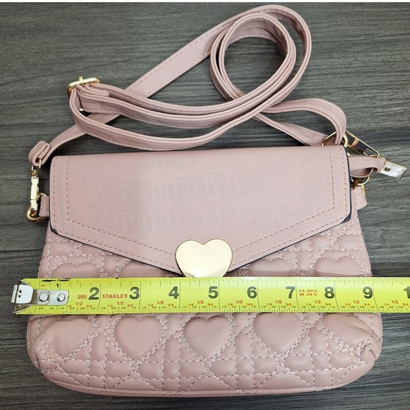 Blush Pink Heart Quilted Crossbody Bag Gold Heart Lock Faux Leather Messenger - Picture 5 of 10